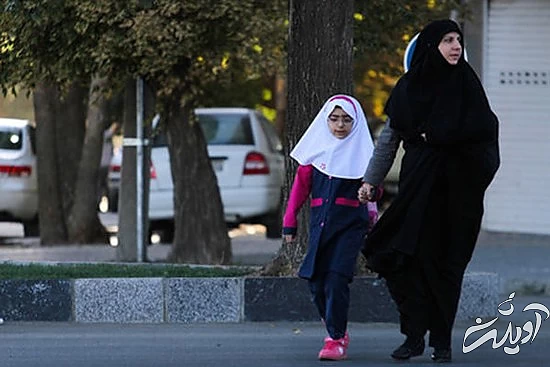 دادن کارنامه به مادران ممنوع شد؟ عجب! دادن کارنامه به مادران ممنوع شد؟ عجب!
